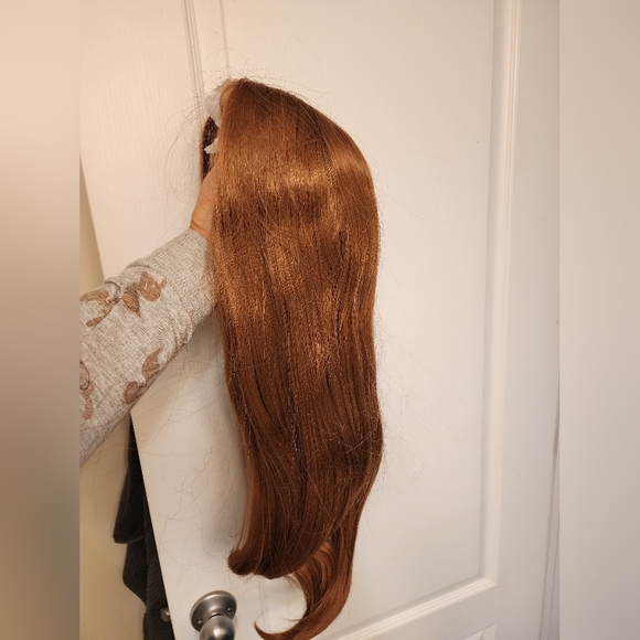 BELLAMI SYNTHETIC WIG ELLA 26" 295G STRAIGHT - Picture 4 of 6